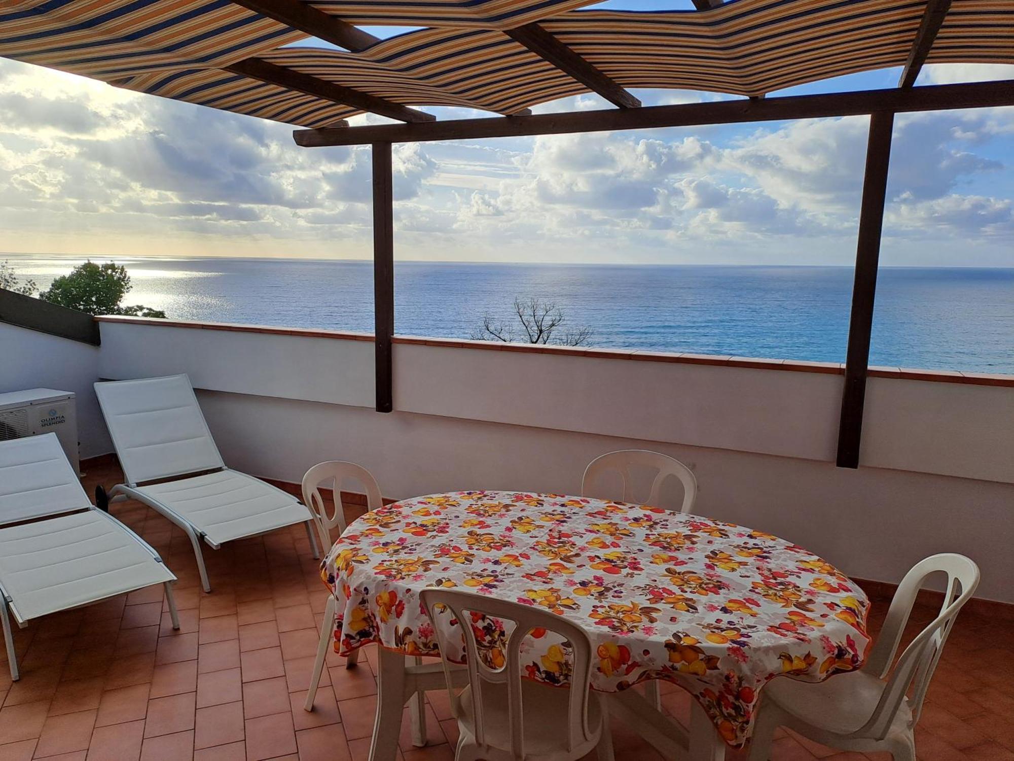 Terrazza Michelino Lejlighed Parghelia Eksteriør billede