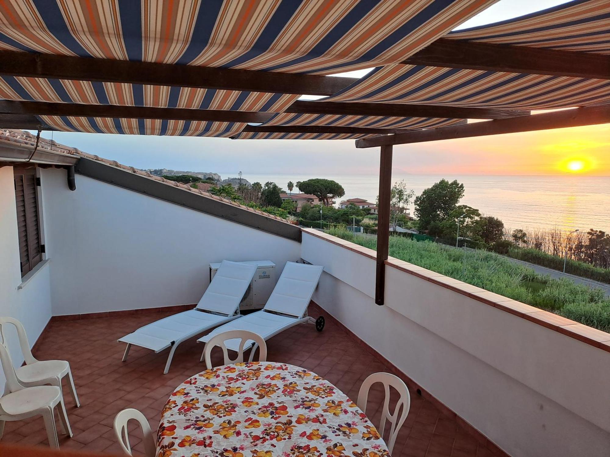 Terrazza Michelino Lejlighed Parghelia Eksteriør billede