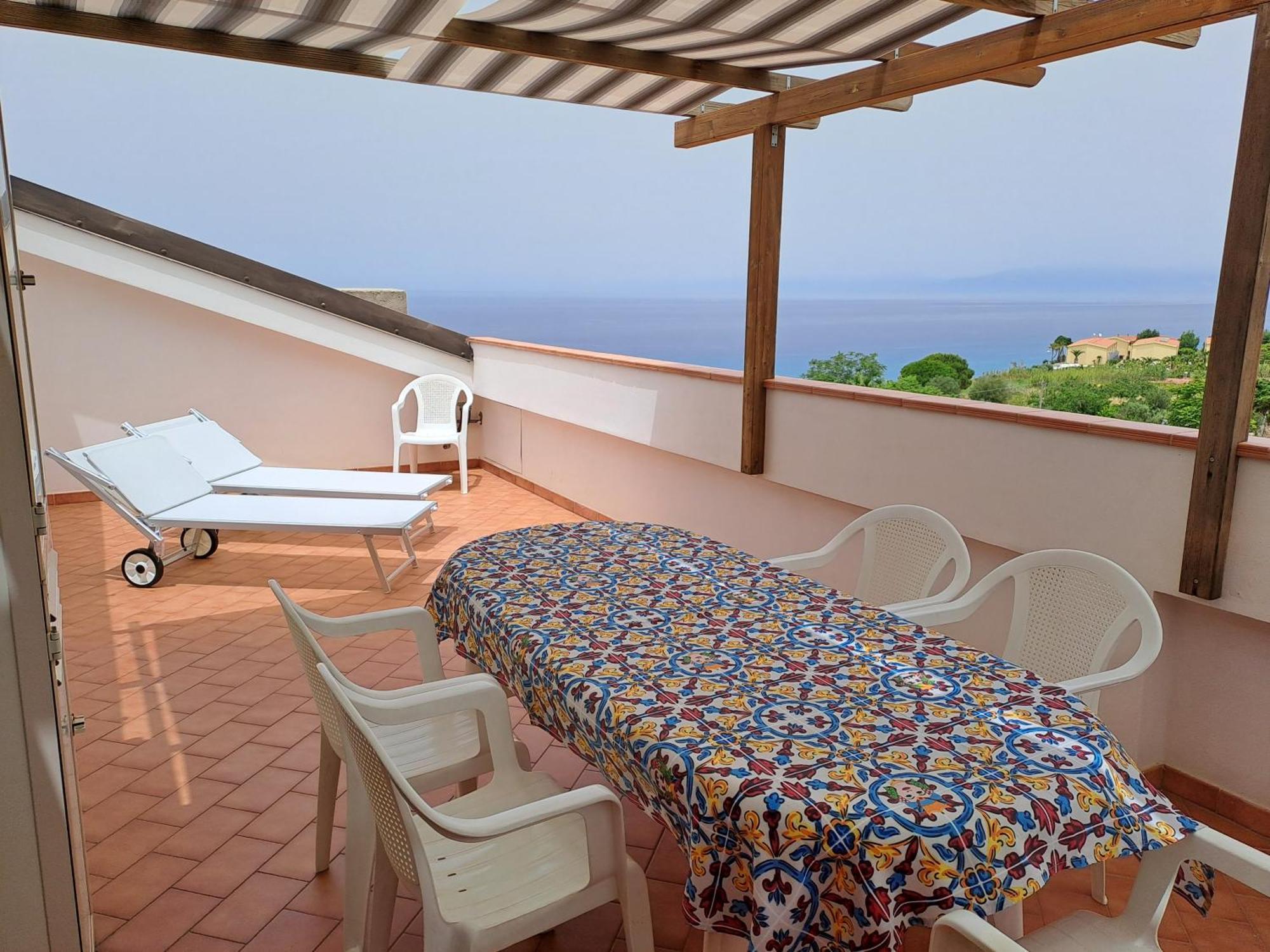 Terrazza Michelino Lejlighed Parghelia Eksteriør billede